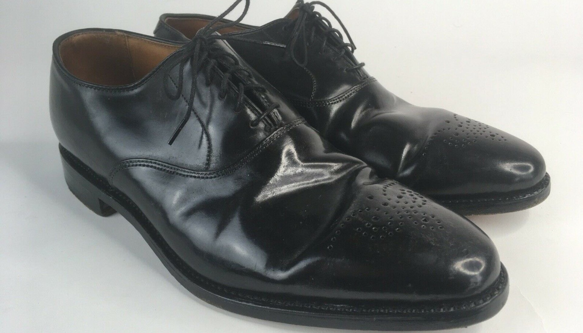 Dress shoes clearance creasing