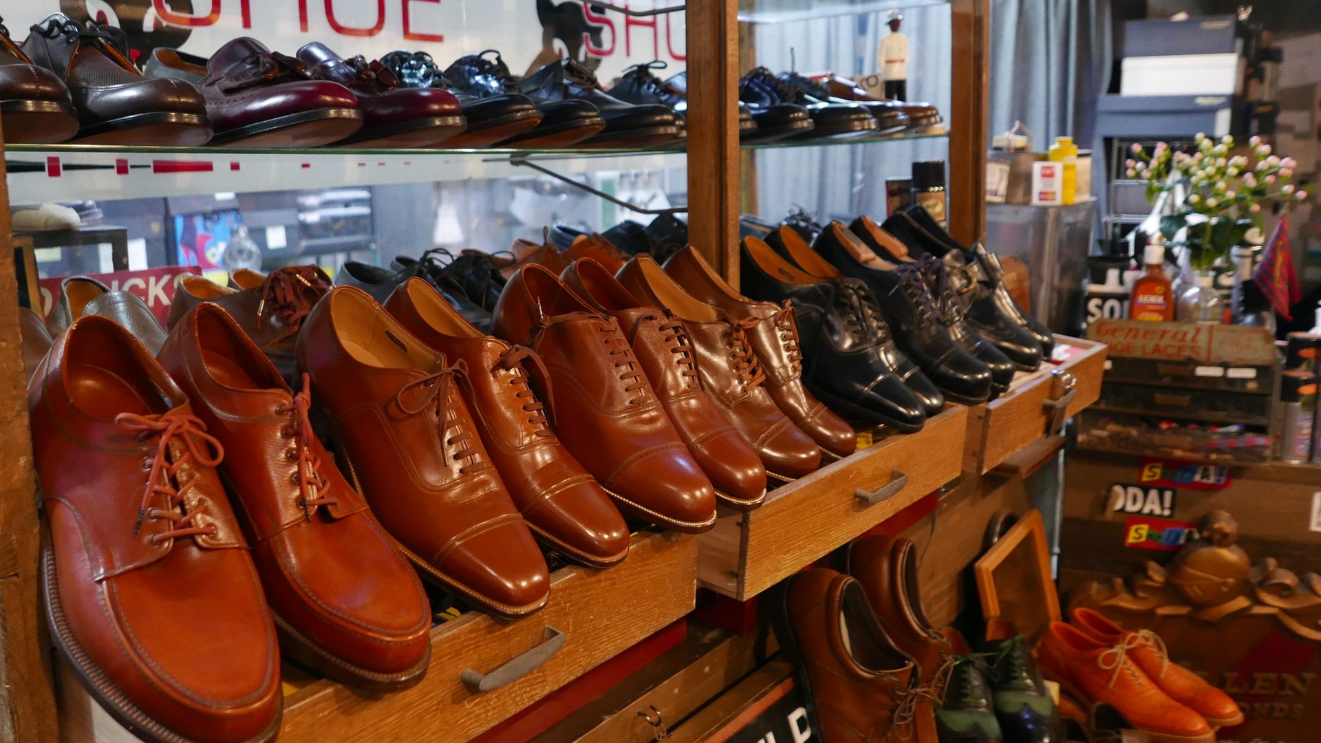 vintage shoe shop